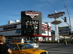 カフェの隣に売店がある カフェの隣に売店がある