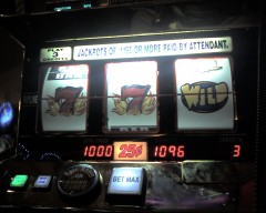 ほれほれ、777ですぜ。 ほれほれ、777ですぜ。