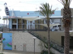 小洒落た外観だの 小洒落た外観だの