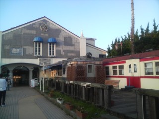 犬吠駅、車の来客の方が多い? 犬吠駅、車の来客の方が多い?